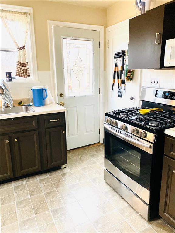 640 Brownstown Road Irwin, PA 15642 - Photo 3 of 22 Gallery Image 3