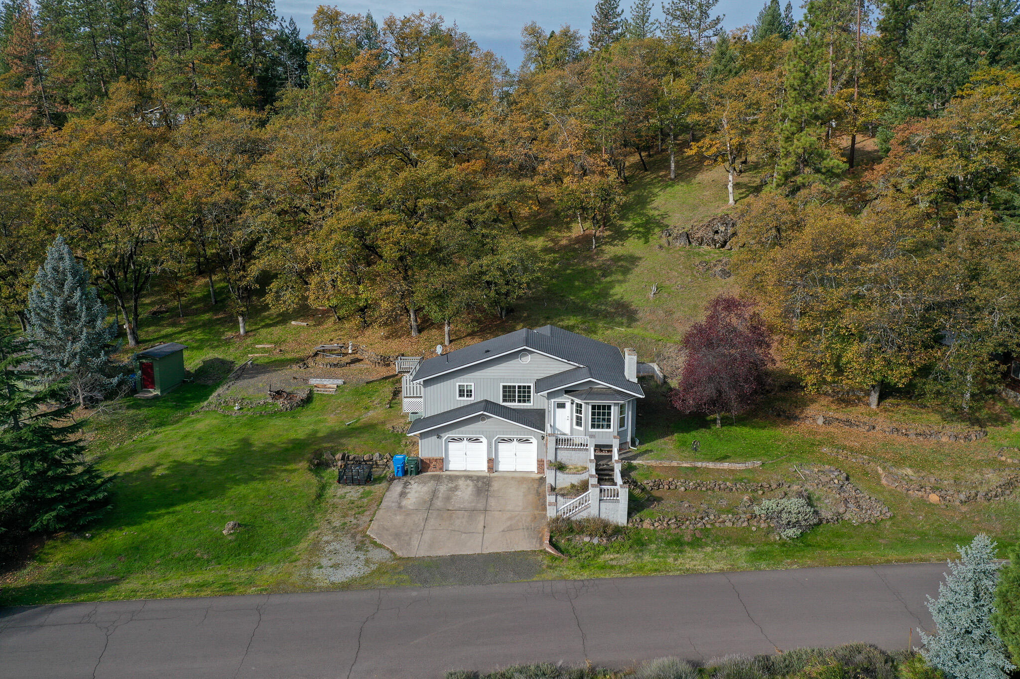 344 Rene Drive Shady Cove, OR 97539 - Photo 2 of 50 2