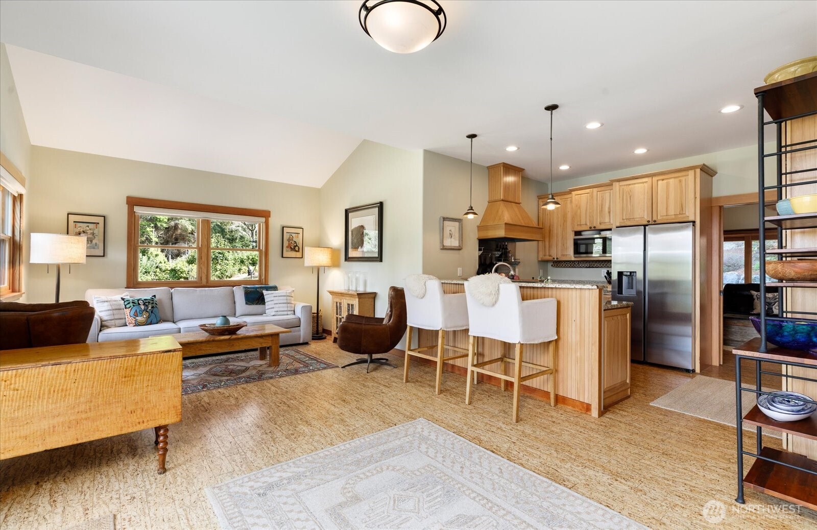 8015 Cultus Bay Road Clinton, WA 98236 - Photo 7 of 40 Gallery Image 7