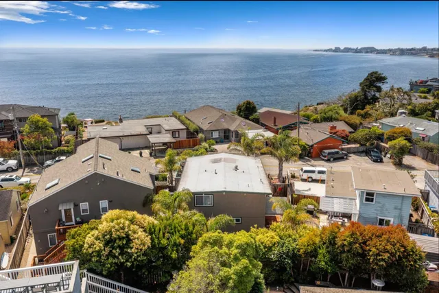 $1,429,000 | 716 Seacliff Drive, Aptos, CA 95003