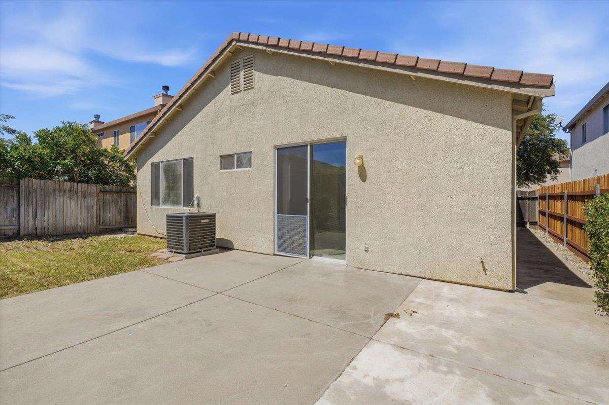 6820 Ranch House Way Citrus Heights, CA 95621 - Photo 33 of 34
