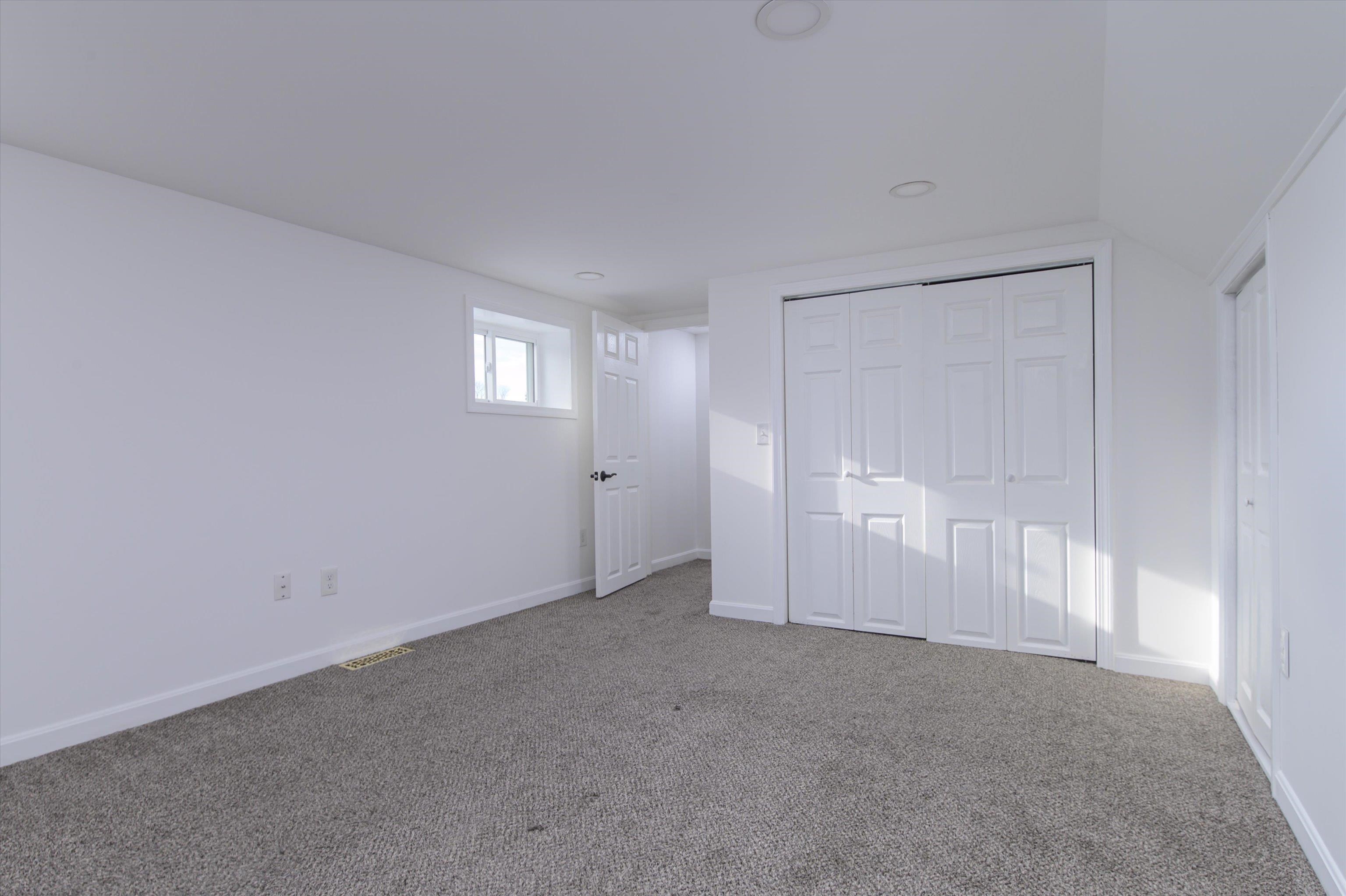 130 Curtis Avenue Rutland, VT 05701 - Photo 17 of 32