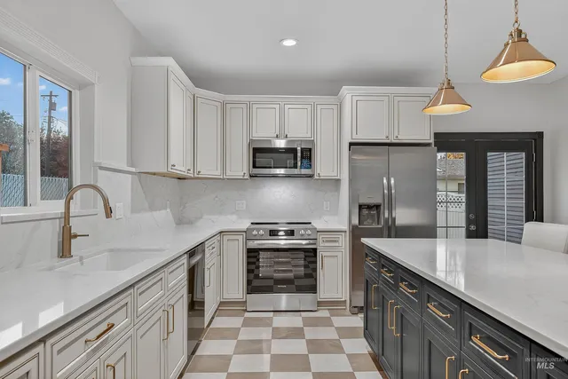 $495,000 | 302 7th Avenue, Lewiston, ID 83501