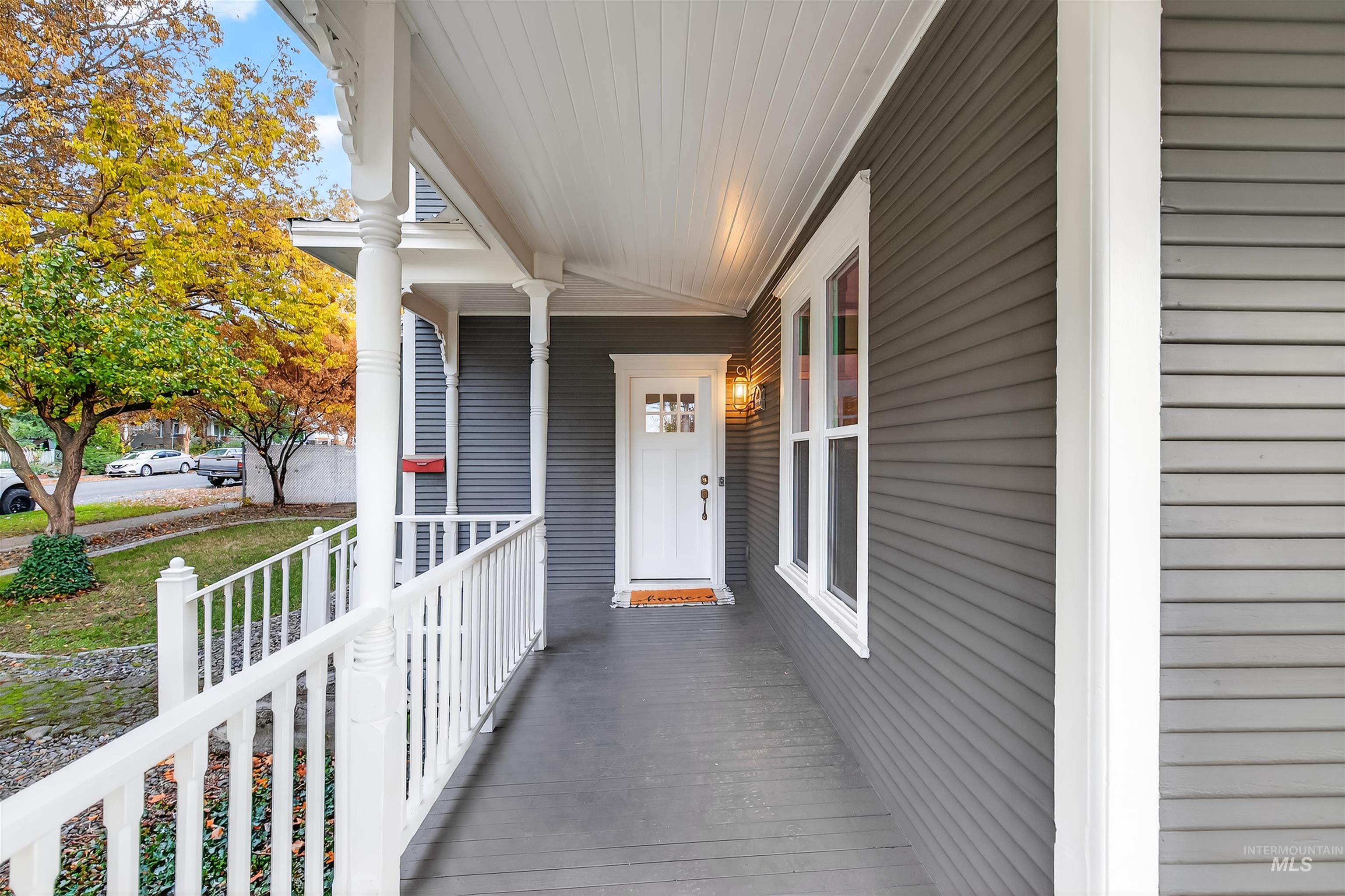 302 7th Avenue Lewiston, ID 83501 - Photo 41 of 50 View of exterior entry featuring a porch