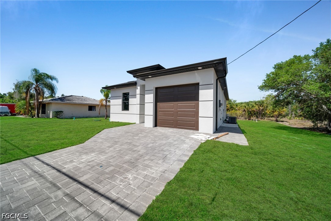 730 Goldrock Road Lehigh Acres, FL 33974 - Photo 2 of 28 Gallery Image 2