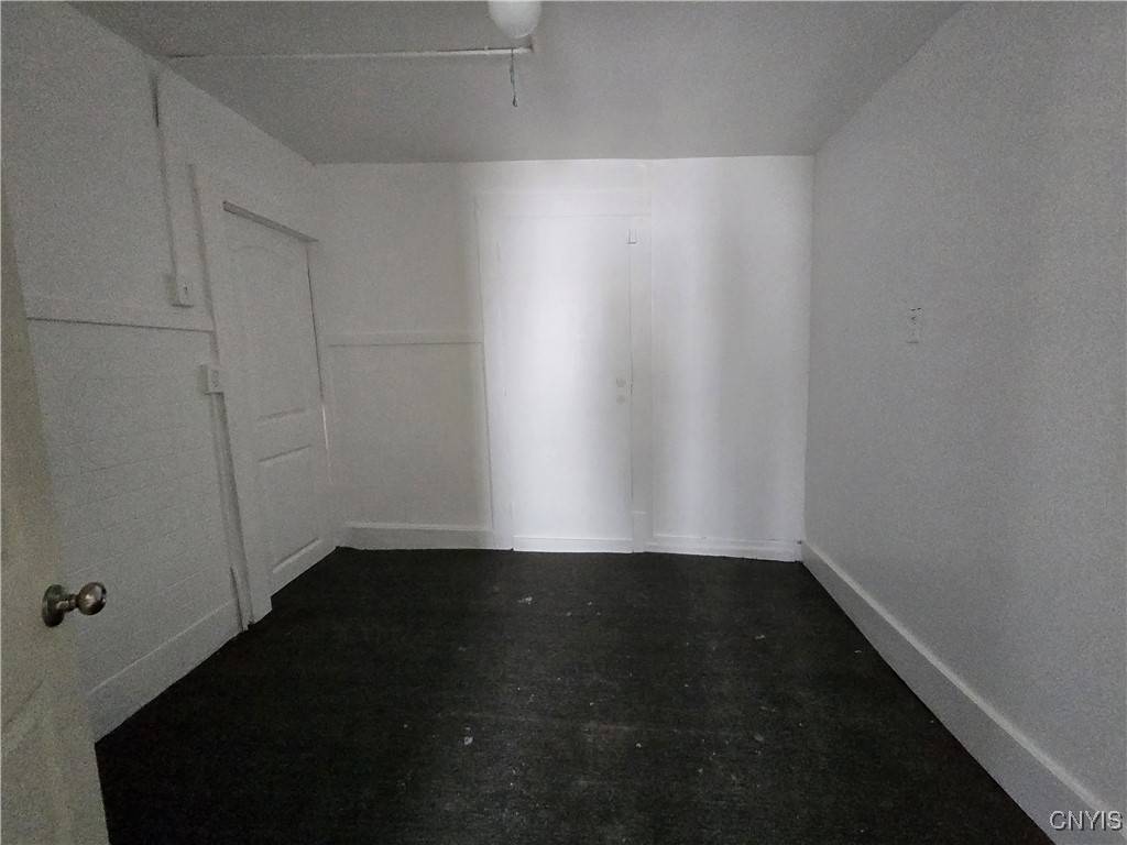 460 Shonnard Street Syracuse, NY 13204 - Photo 15 of 45