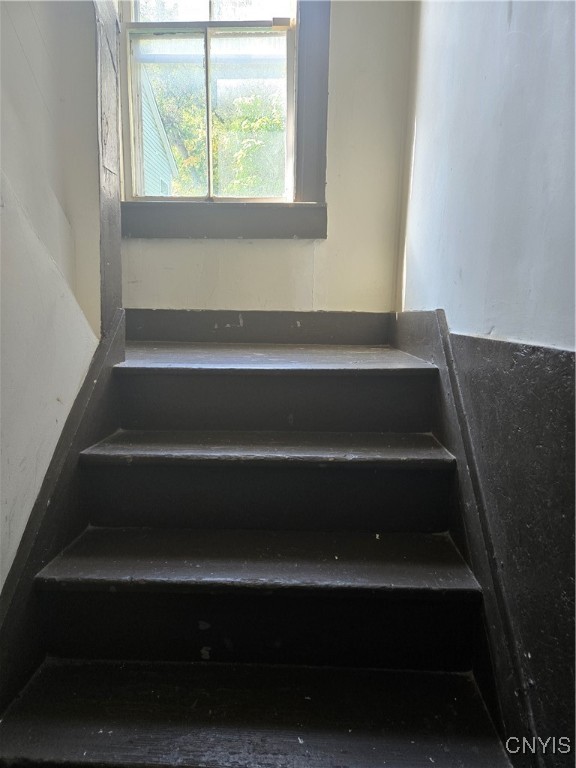 460 Shonnard Street Syracuse, NY 13204 - Photo 21 of 45