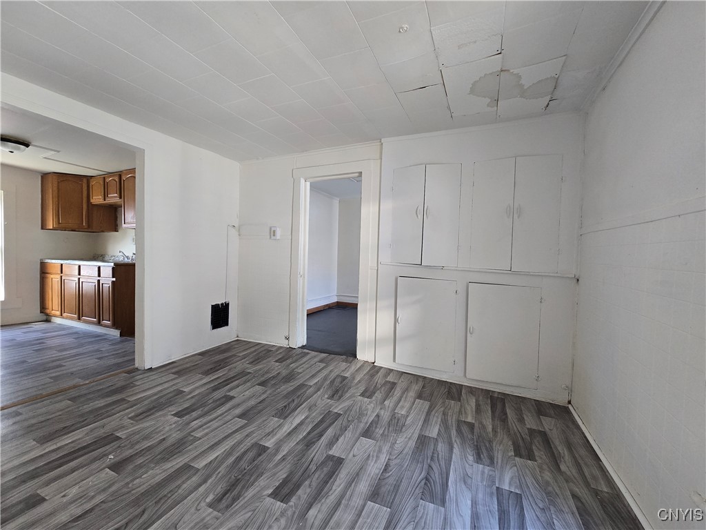 460 Shonnard Street Syracuse, NY 13204 - Photo 29 of 45