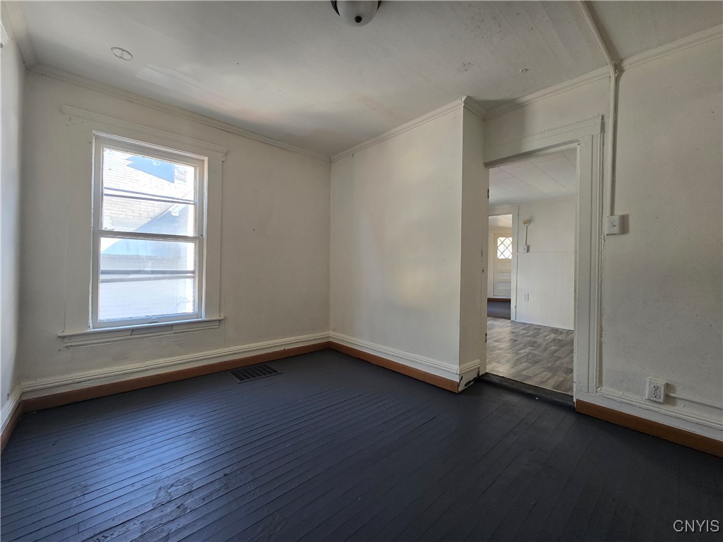 460 Shonnard Street Syracuse, NY 13204 - Photo 31 of 45