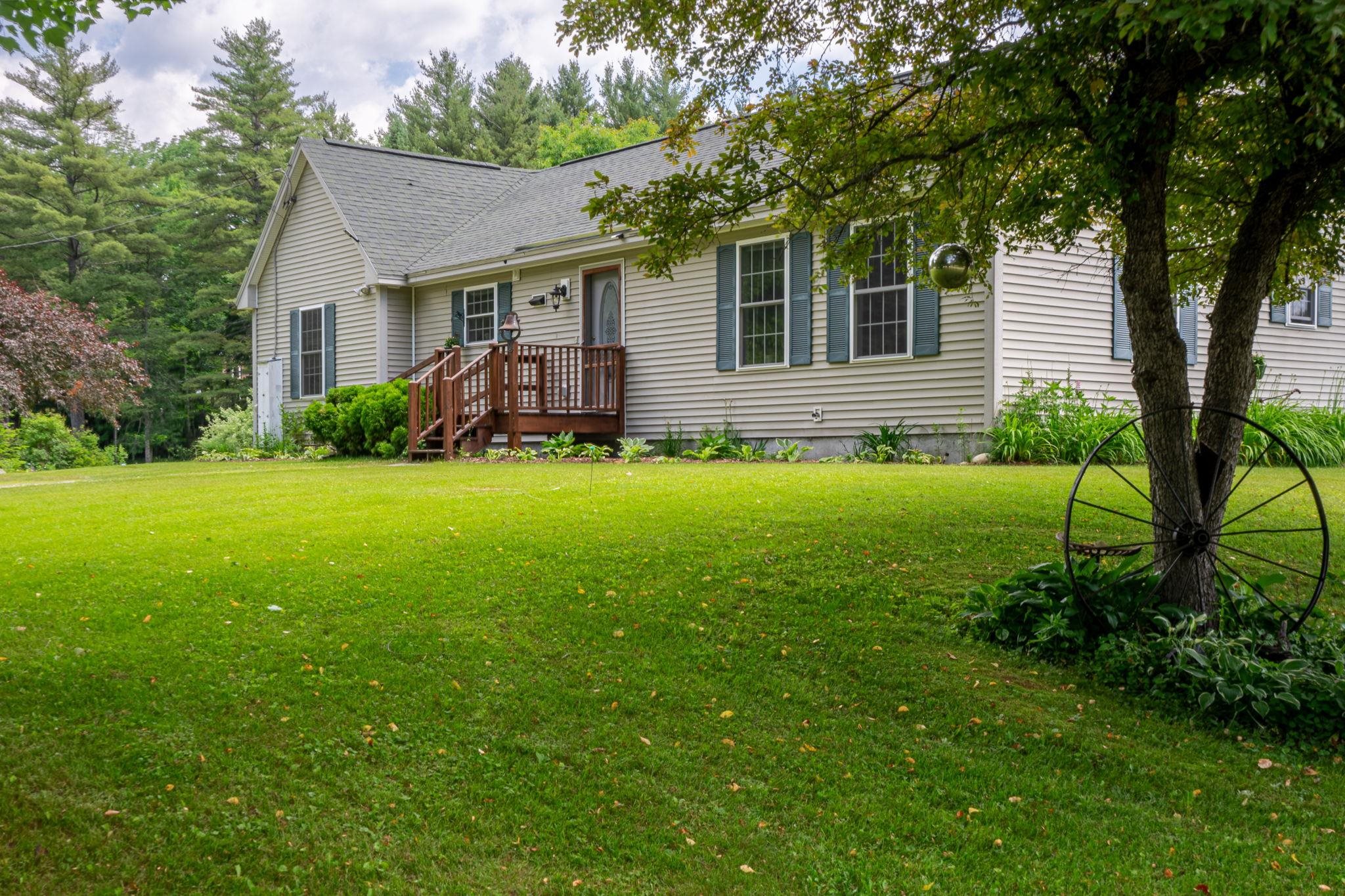 94 Badger Road Goshen, NH 03752 - Photo 15 of 18 Gallery Image 15
