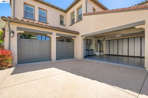 $3,488,800 | 387 Golden Grass Drive, Alamo, CA 94507