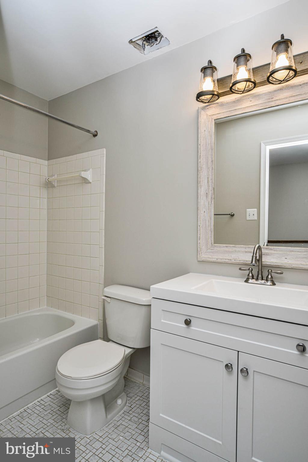 8007 Edinburgh Drive Springfield, VA 22153 - Photo 22 of 40