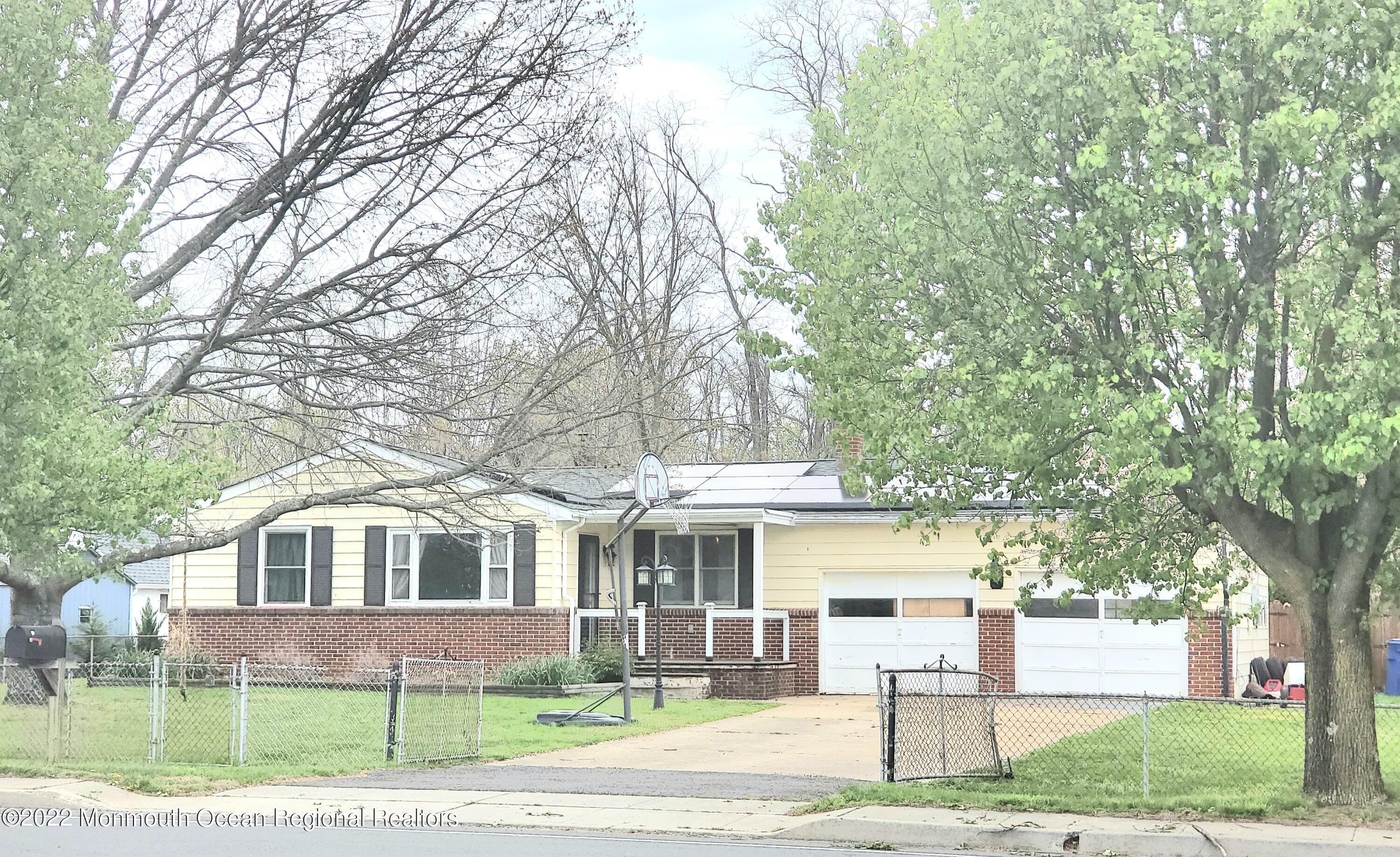 14 Bunting Bridge Road Cookstown, NJ 08511 - Photo 1 of 22 20220423_154615