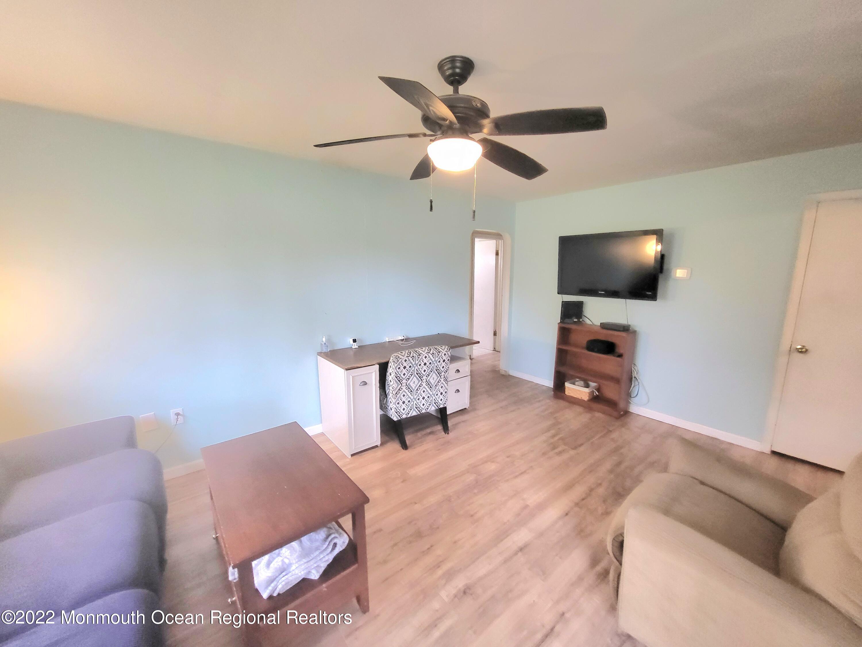 14 Bunting Bridge Road Cookstown, NJ 08511 - Photo 4 of 22 20220423_154903