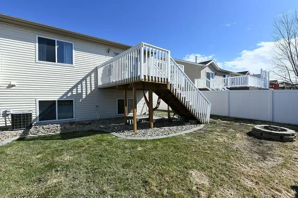 $289,000 | 4254 39 1/2 Avenue South, Fargo, ND 58104