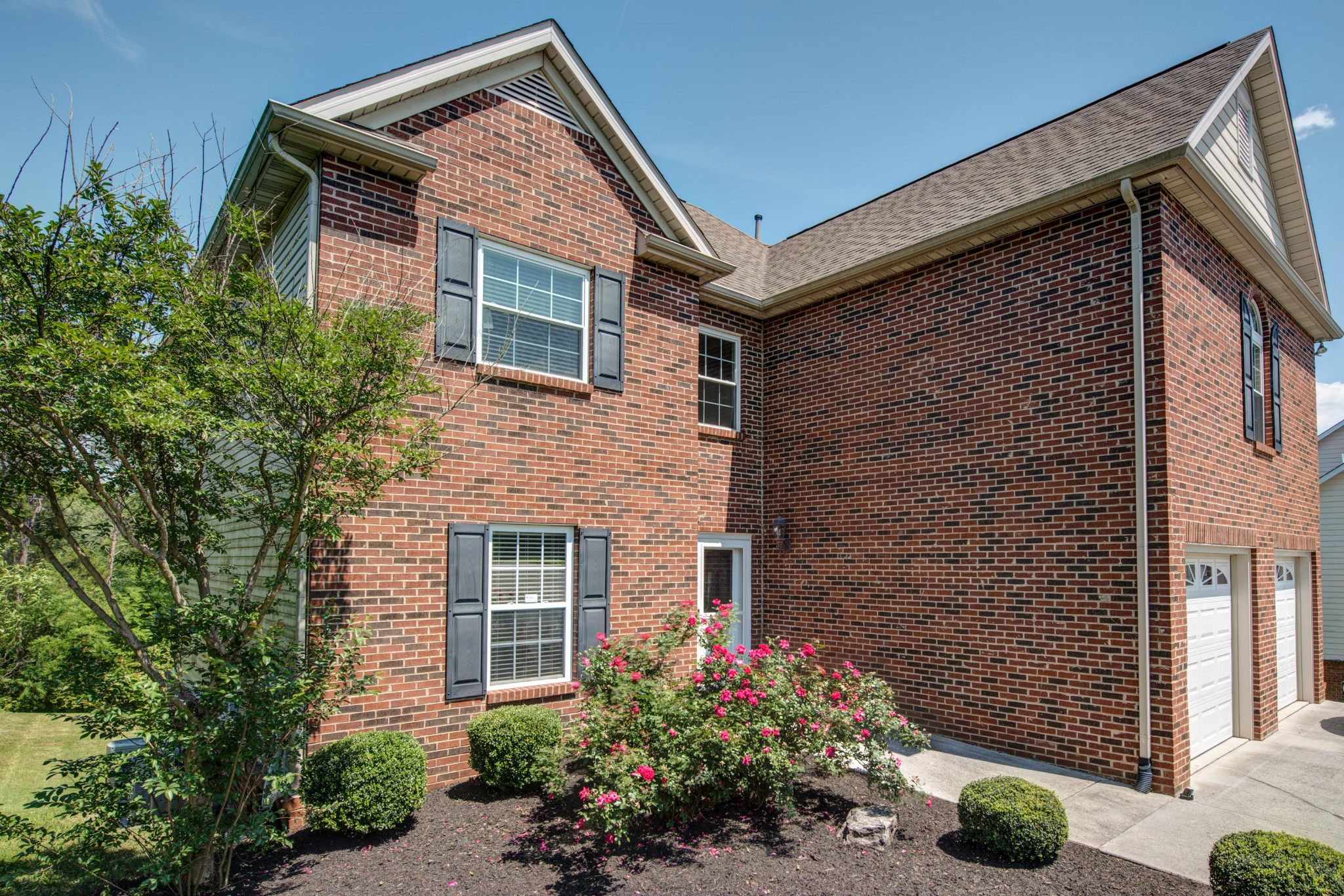 1808 Falling Waters Road Knoxville, TN 37922 - Photo 2 of 34 Gallery Image 2