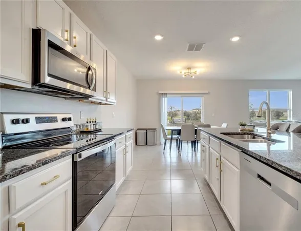 $2,550 | 417 Noble Avenue, Davenport, FL 33837