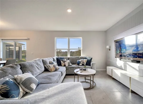 $2,550 | 417 Noble Avenue, Davenport, FL 33837