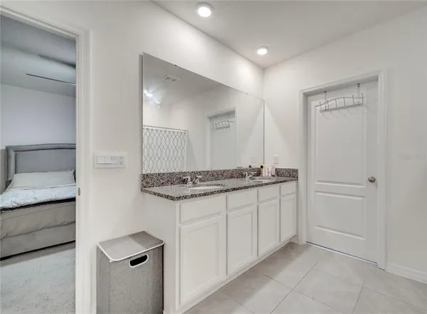 $2,550 | 417 Noble Avenue, Davenport, FL 33837