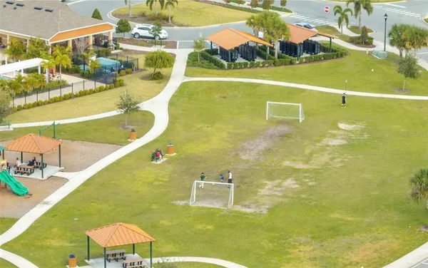 $2,550 | 417 Noble Avenue, Davenport, FL 33837