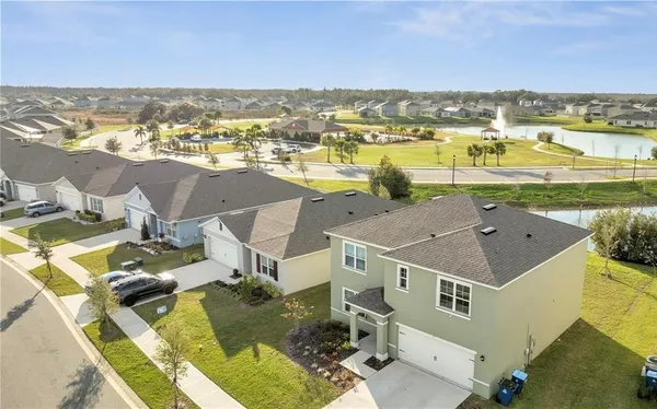 $2,550 | 417 Noble Avenue, Davenport, FL 33837