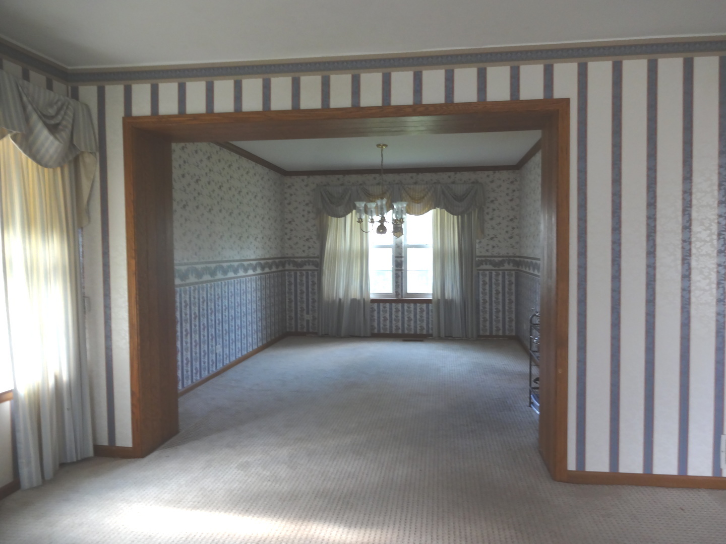 1340 Vernon Lane Bartlett, IL 60103 - Photo 4 of 24 a view of entryway