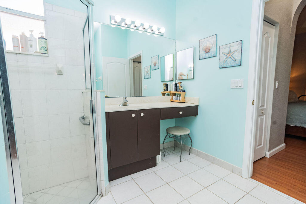 6020 Spring Lake Terrace Fort Pierce, FL 34951 - Photo 19 of 39 DSC06186