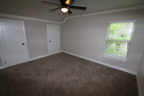 $2,850 | 150 Harbour Town Circle, Montgomery, TX 77356