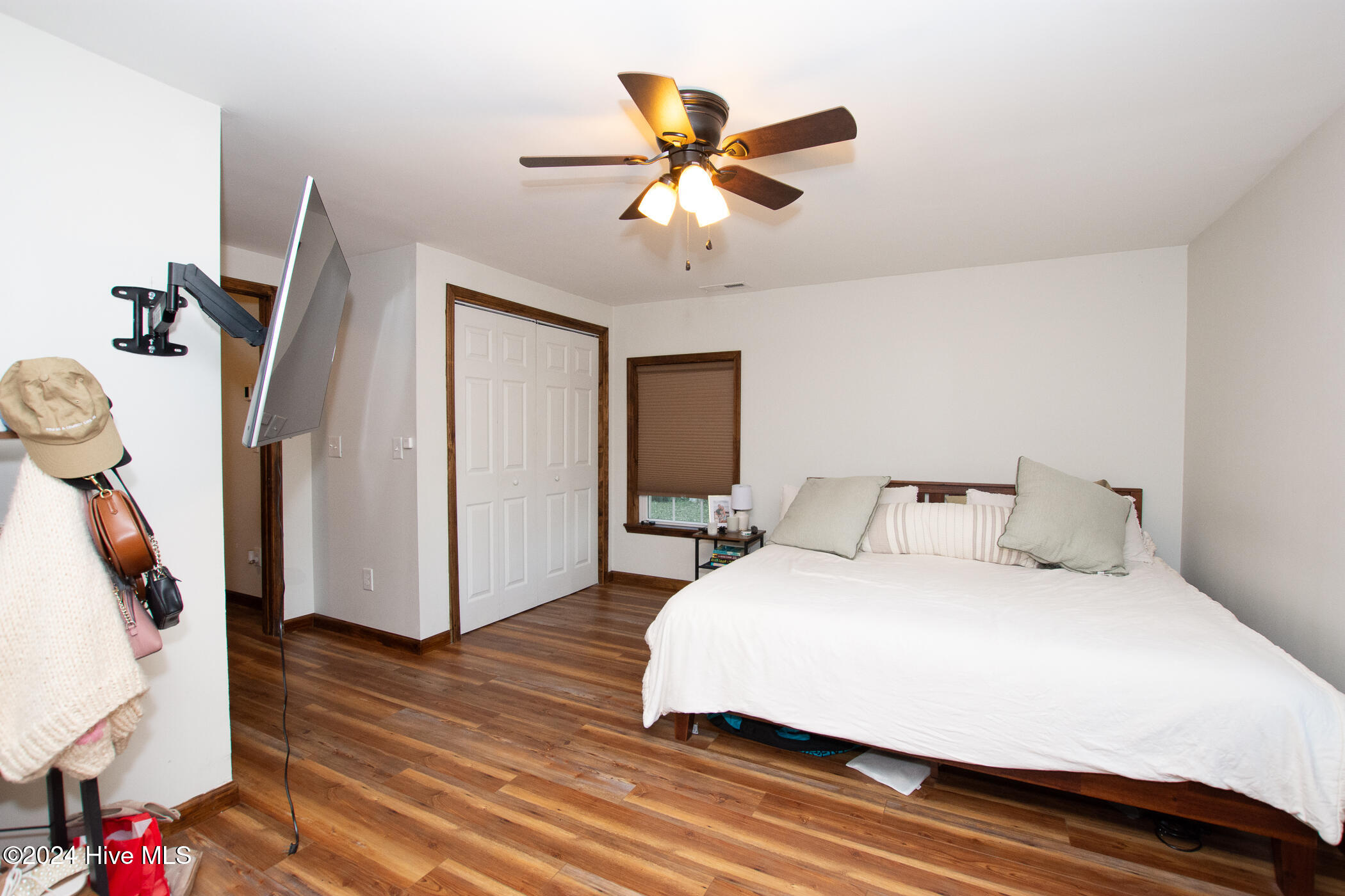 166 Verona Road Jacksonville, NC 28540 - Photo 27 of 52 Primary Bedroom