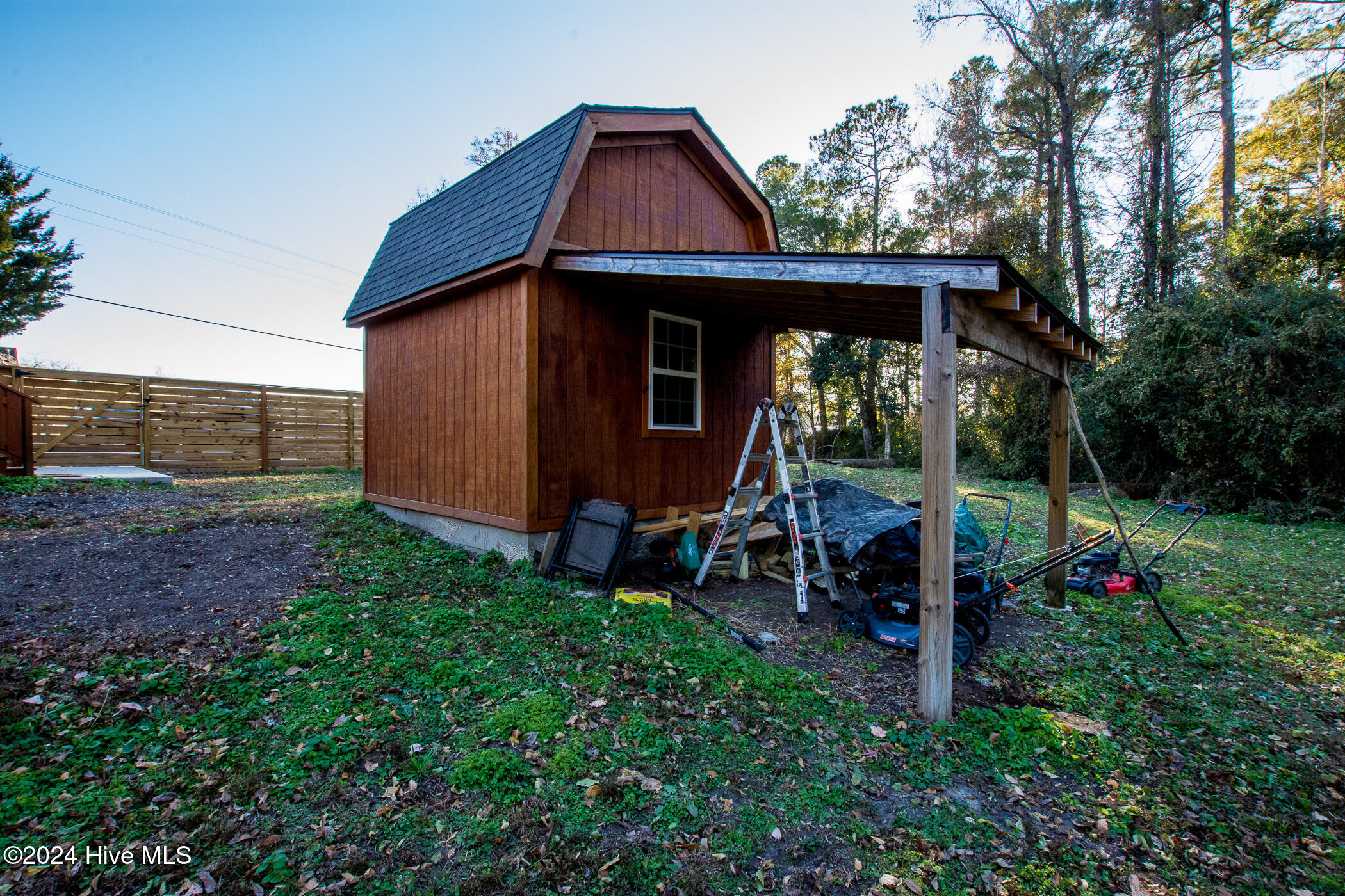 166 Verona Road Jacksonville, NC 28540 - Photo 43 of 52 Shed with loft