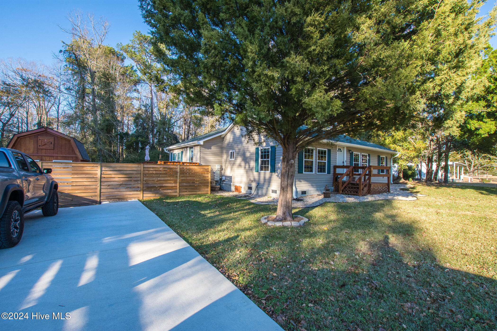 166 Verona Road Jacksonville, NC 28540 - Photo 4 of 52 DSC_2422