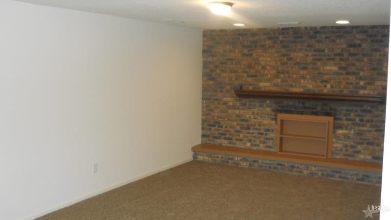 6615 Monroeville Road Hoagland, IN 46745 - Photo 8 of 17 Gallery Image 8