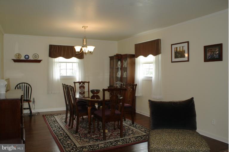 210 Margate Road Lutherville-Timonium, MD 21093 - Photo 14 of 19 Roomy dining room