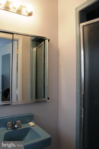 210 Margate Road Lutherville-Timonium, MD 21093 - Photo 10 of 19 En suite Bath