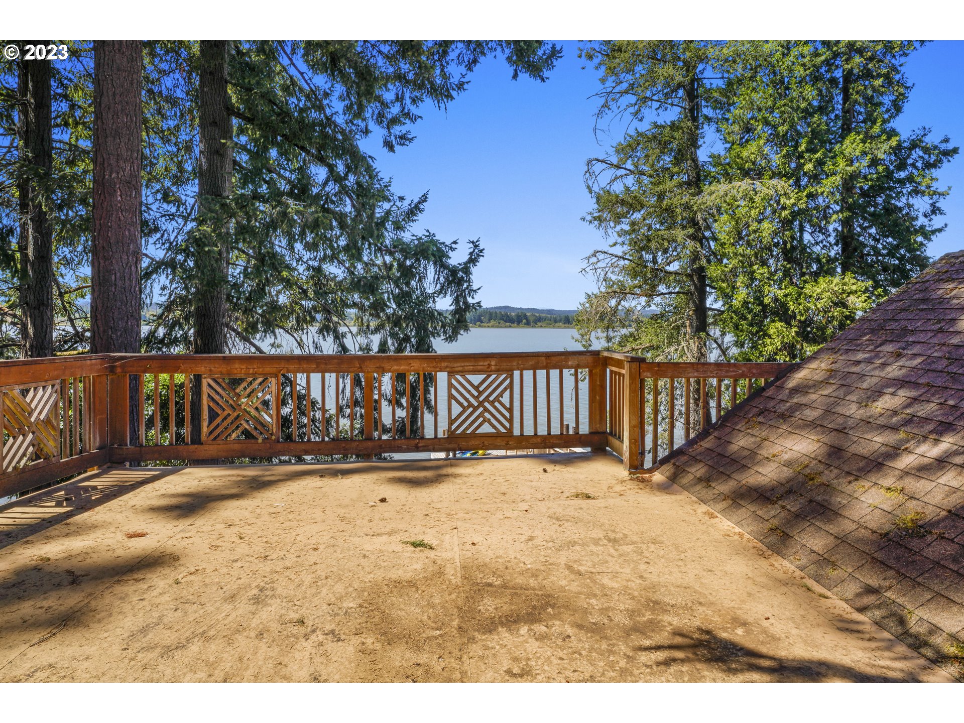 89136 Conrad Road Veneta, OR 97487 - Photo 29 of 43 Deck