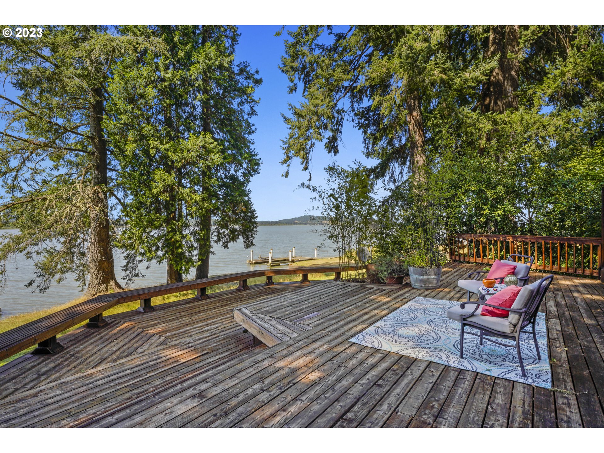 89136 Conrad Road Veneta, OR 97487 - Photo 32 of 43 Deck