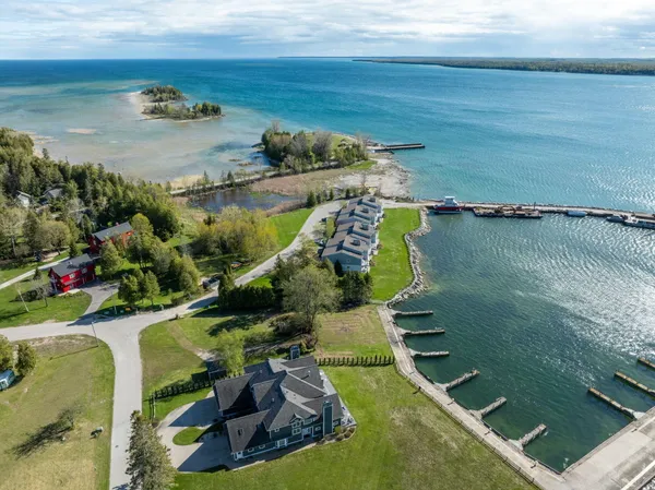 $1,149,000 | 8111 Harbor Lane, Unit 101, Baileys Harbor, WI 54202