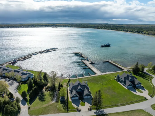 $1,149,000 | 8111 Harbor Lane, Unit 101, Baileys Harbor, WI 54202