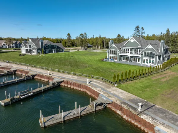 $1,149,000 | 8111 Harbor Lane, Unit 101, Baileys Harbor, WI 54202