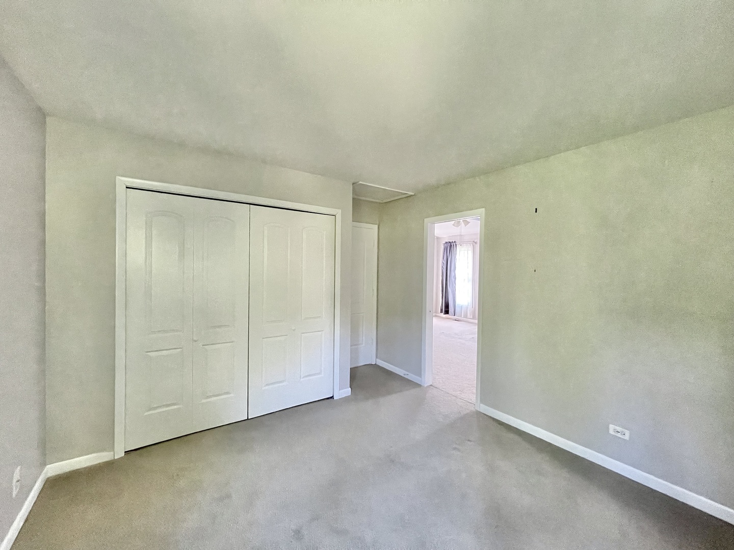 2250 Lakeside Drive Aurora, IL 60504 - Photo 15 of 26 an empty room with closet