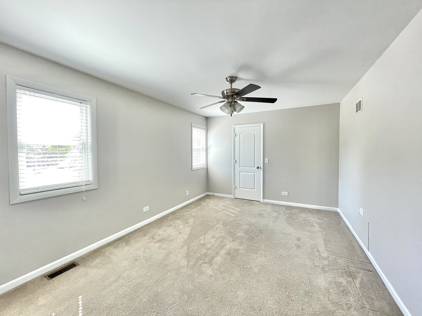 2250 Lakeside Drive Aurora, IL 60504 - Photo 20 of 26 a view of an empty room with a window