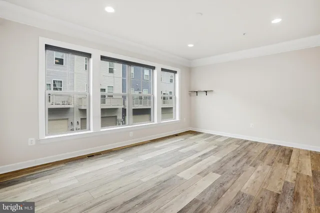 $4,150 | 14325 Potomac Heights Lane, Rockville, MD 20850