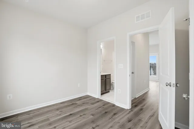 $4,150 | 14325 Potomac Heights Lane, Rockville, MD 20850