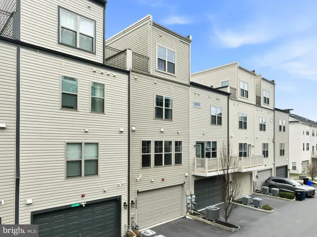 $4,150 | 14325 Potomac Heights Lane, Rockville, MD 20850