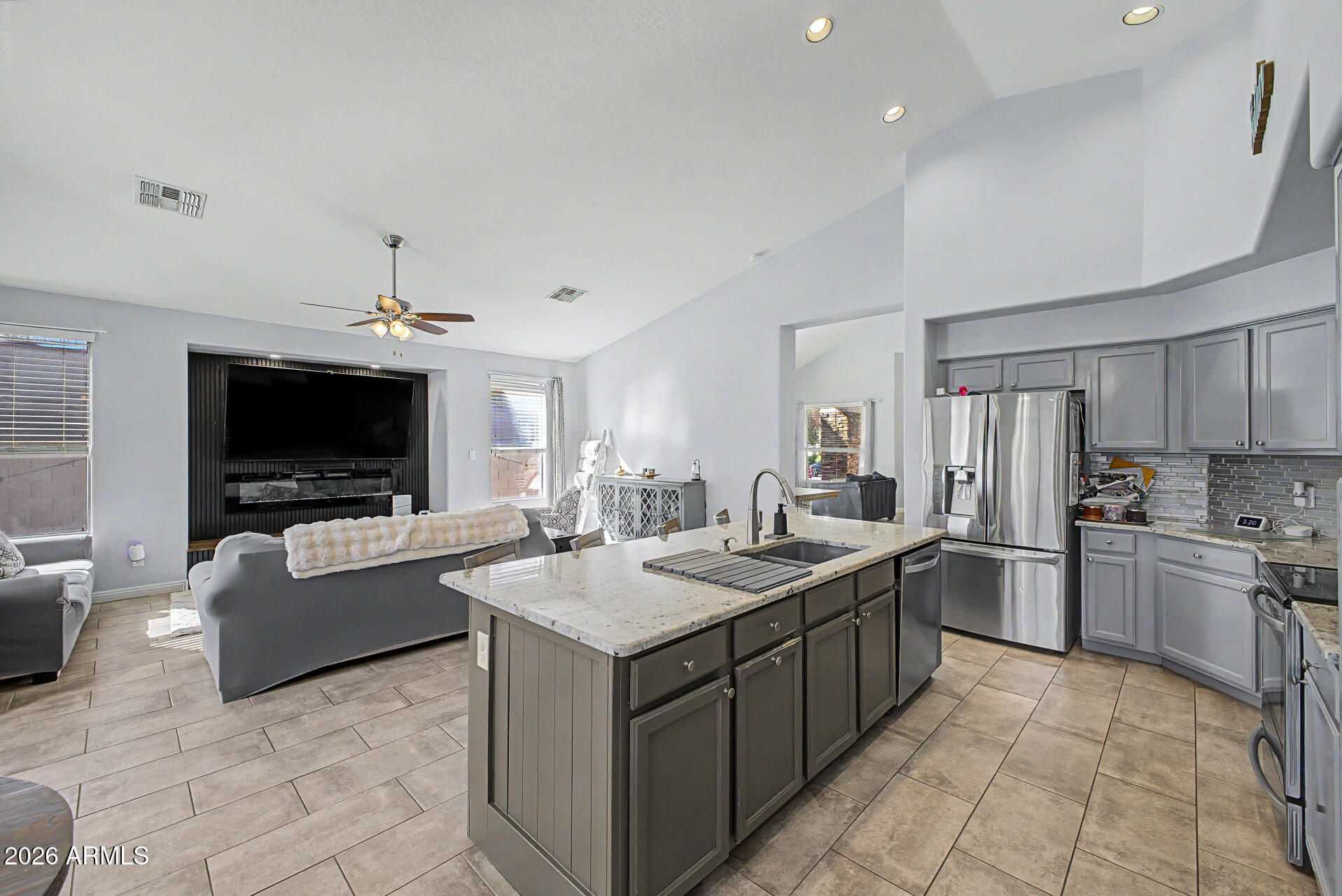6605 West Rowel Road Phoenix, AZ 85083 - Photo 11 of 43 12 - Rowel