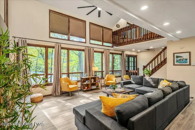 $459,000 | 1119 Kensington Drive, East Stroudsburg, PA 18301