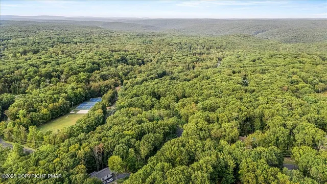 $459,000 | 1119 Kensington Drive, East Stroudsburg, PA 18301