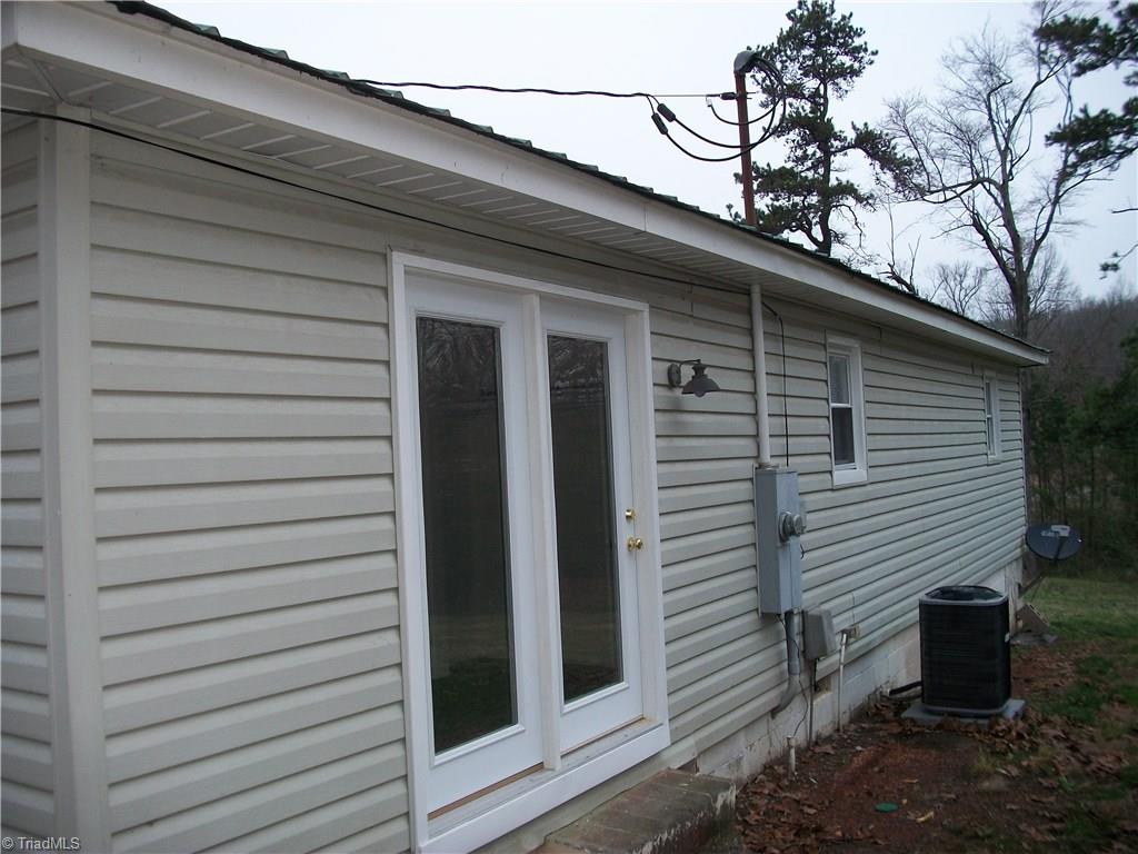 785 Light Road Thomasville, NC 27360 - Photo 4 of 21 BACK VIEW