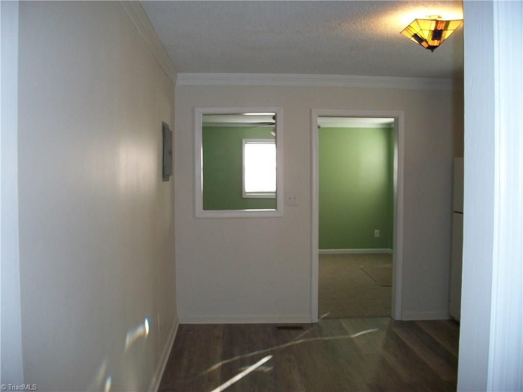 785 Light Road Thomasville, NC 27360 - Photo 8 of 21 KITCHEN/DINING AREA/FRESH PAINT