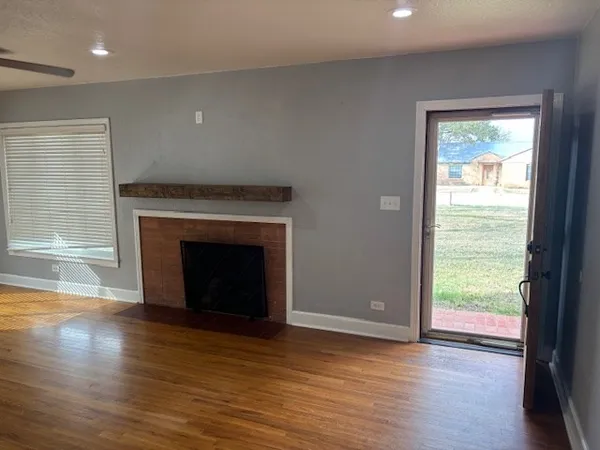 $364,900 | 931 Doole Street, Mason, TX 76856